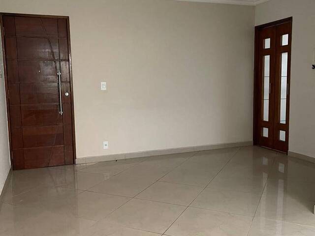 Apartamento para Venda em Santo André - 2