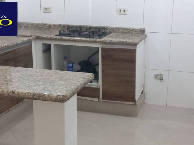 Sobrado para Venda em Santo André - 5